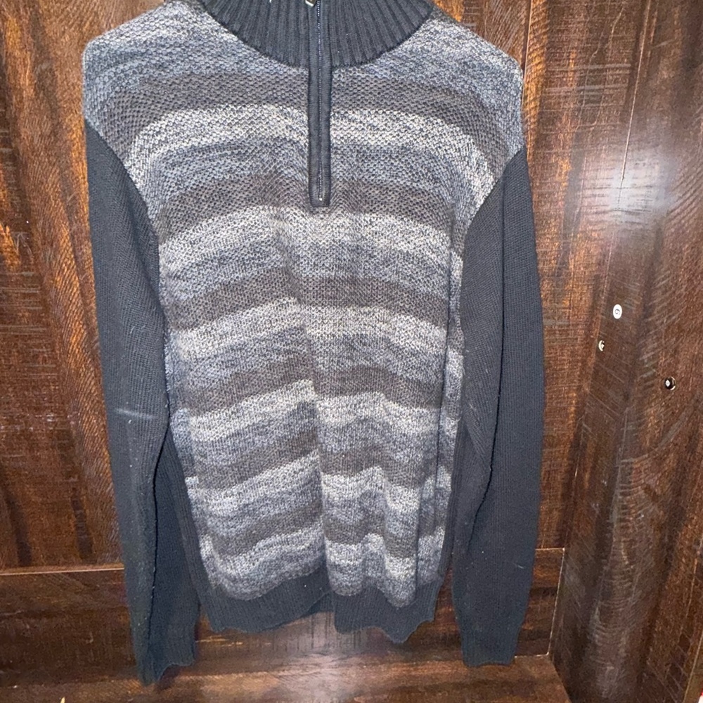 Perry Ellis Black and Gray Zip Up Sweater